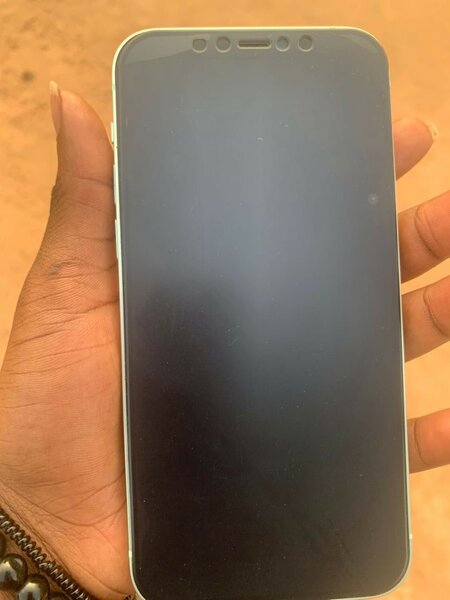 iPhone 12