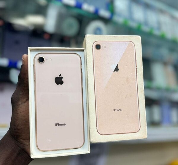 iPhone 8 64GB