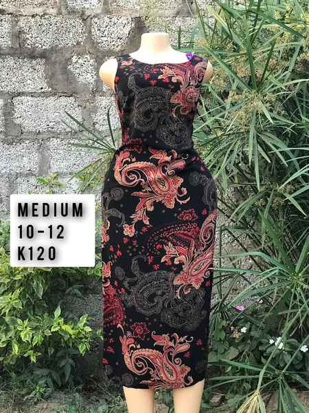 Robe noir rouge