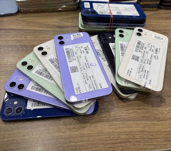 iPhone 12