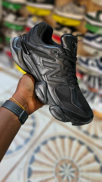Fashion sneakers