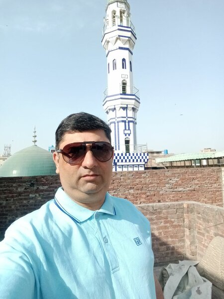 Mansoor Khan