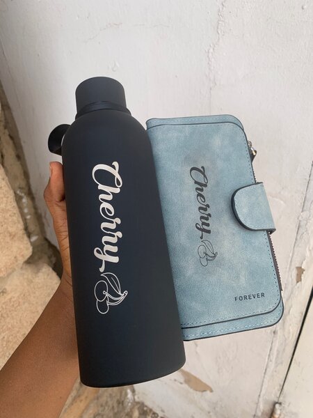 Customised bottles with purse
