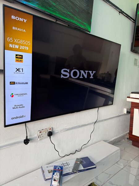 65inches digital satellite android 4k ultra hd  smart Sony