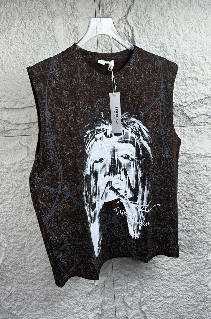 Sleeveless shirt