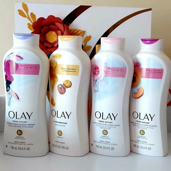 OLAY Fresh Outlast Body Wash
