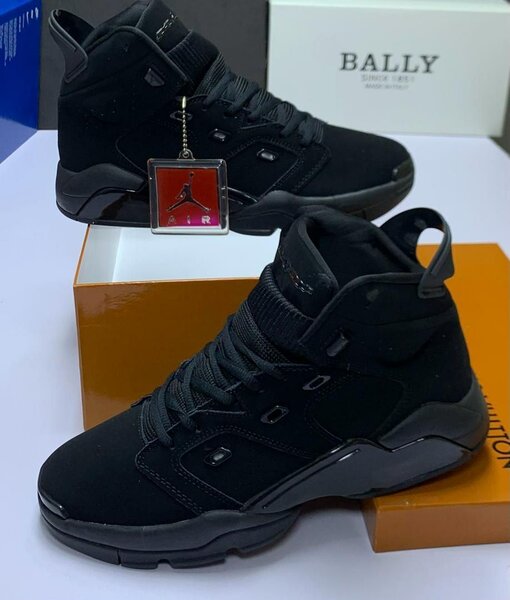 AIR JORDAN SNEAKER
