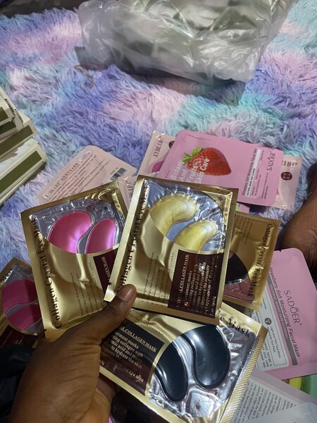 Lip mask