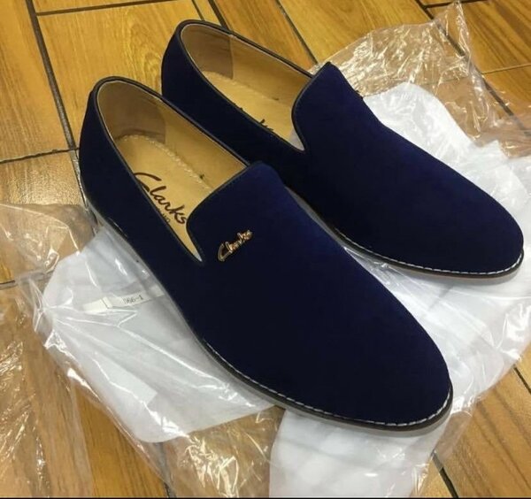 CLARKS SHOES