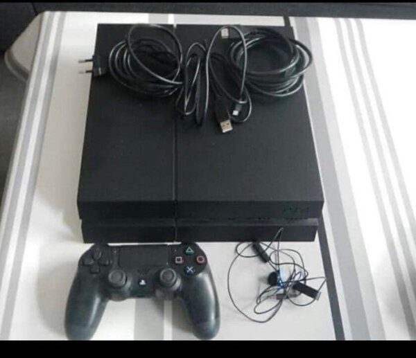 Ps4 avec une manette