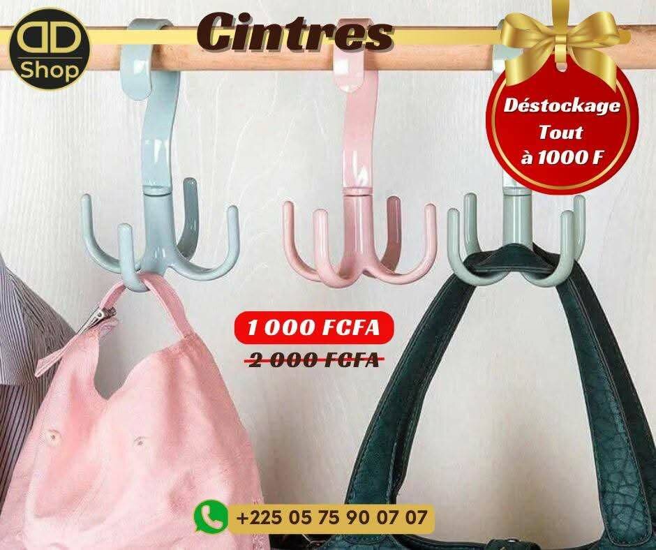 Cintre de rangement facile