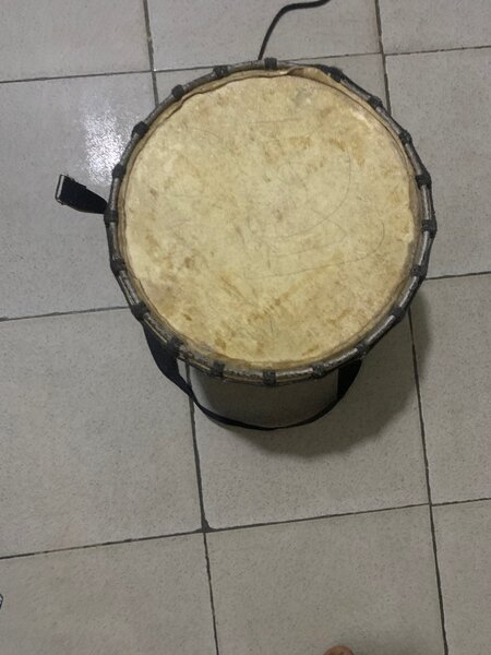 Tambour  africain a deux faces