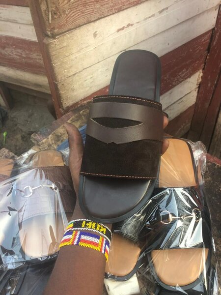 Men's slippers