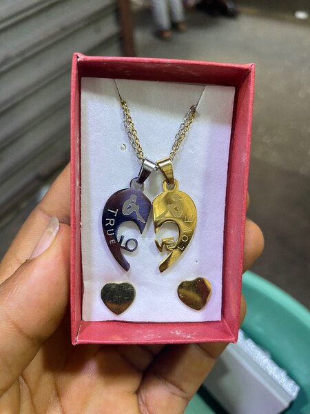 Jewelry necklace
