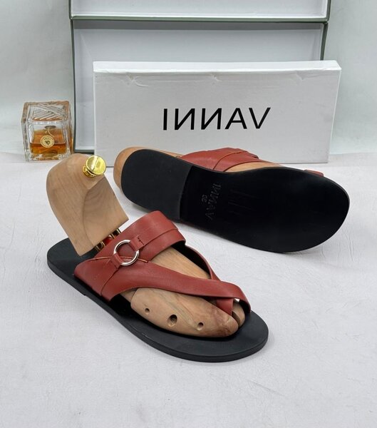 CLASSIC SLIPPER