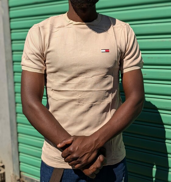  T-SHIRTS 
