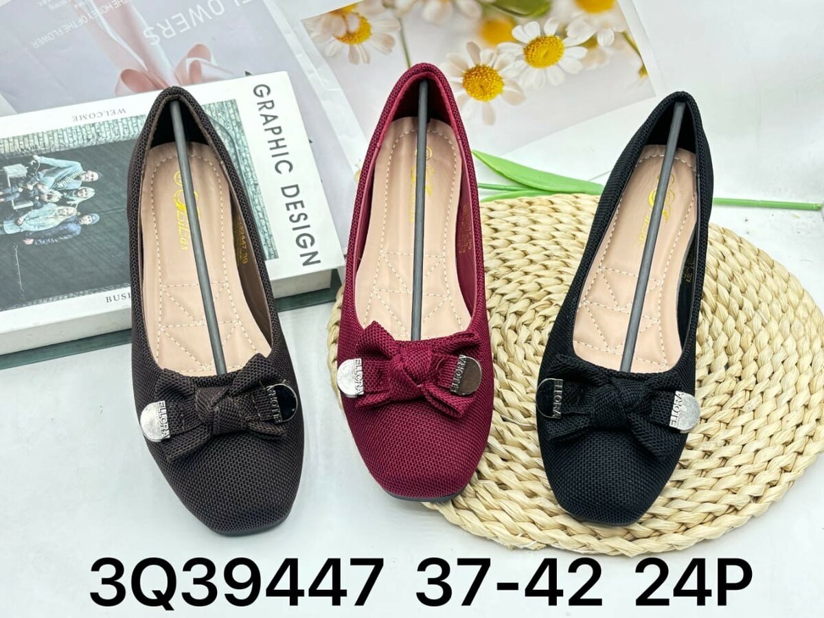 Flat shoes