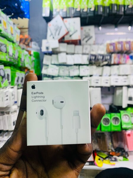 Earphone