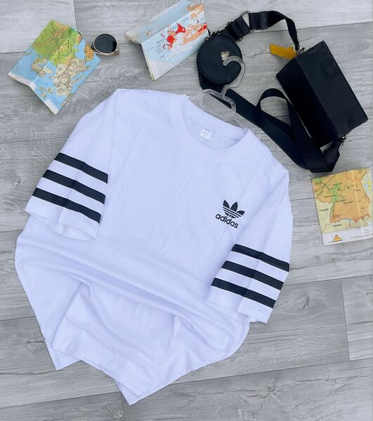 Tee short
