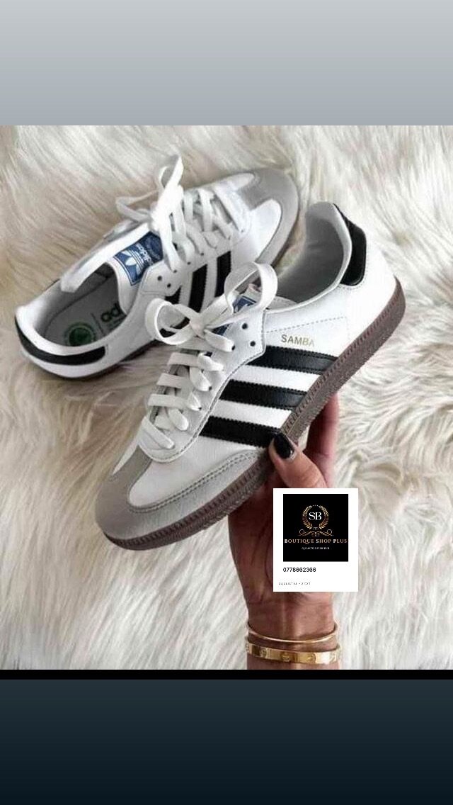 Basket adidas samba  authentique avec sa boîte