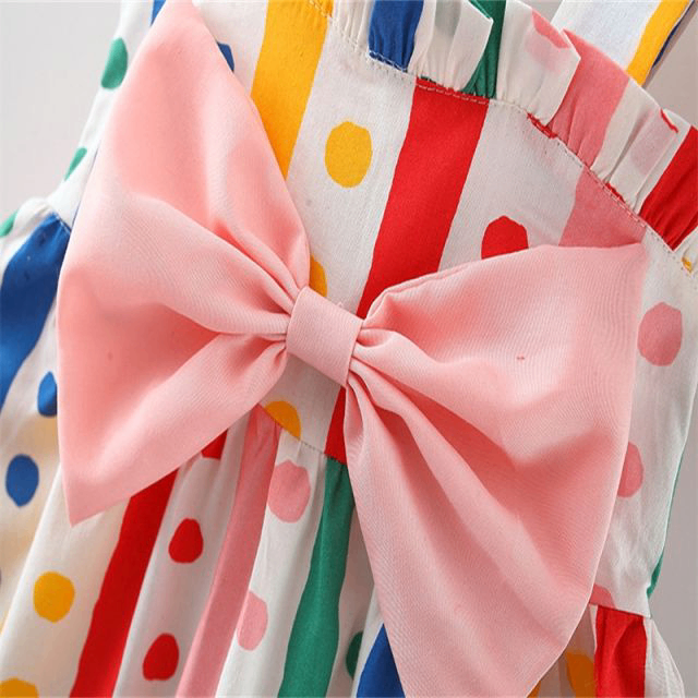Robe fillette multicolore.