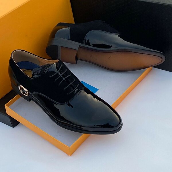 EXECUTIVE SHOES