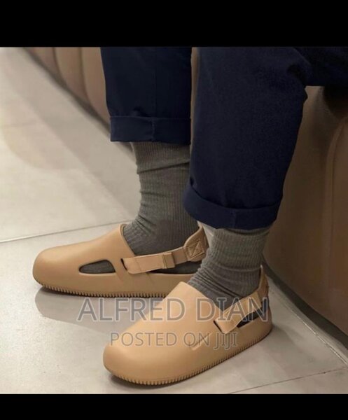 Nike Calm mule