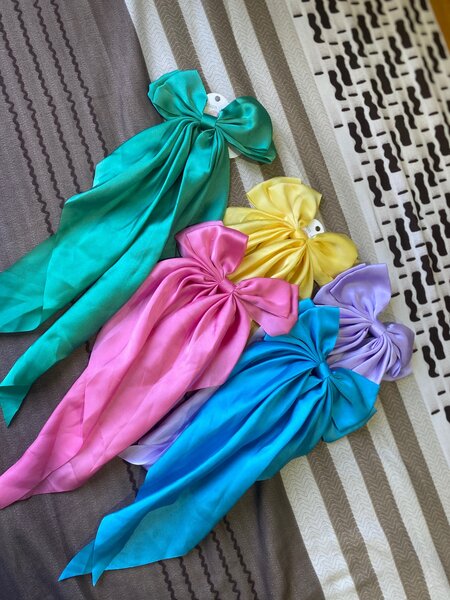 Hair bow