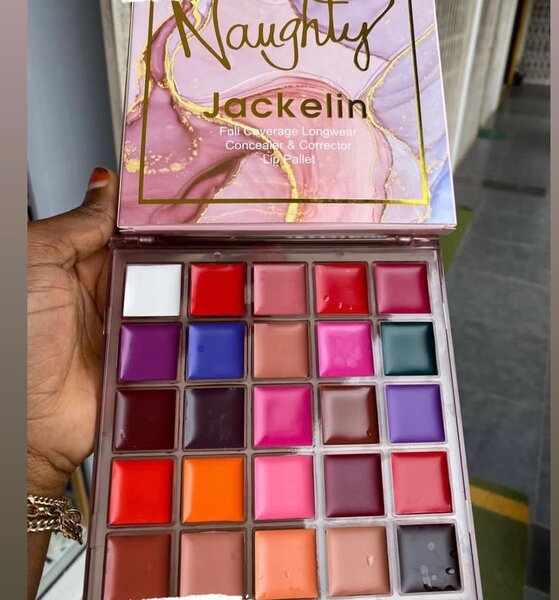 Lipstick palette