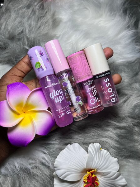 Kit Gloss
