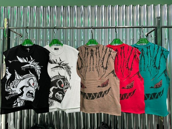 Sleeveless tees
