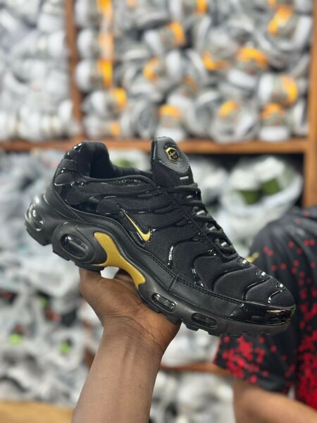 Chaussure TN