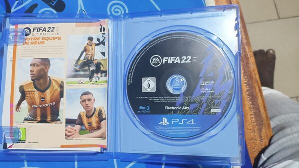 CD JEUX FIFA 2022 PS4