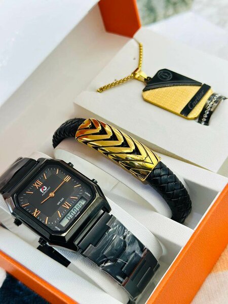 Montre bracelet chaine or plaqué