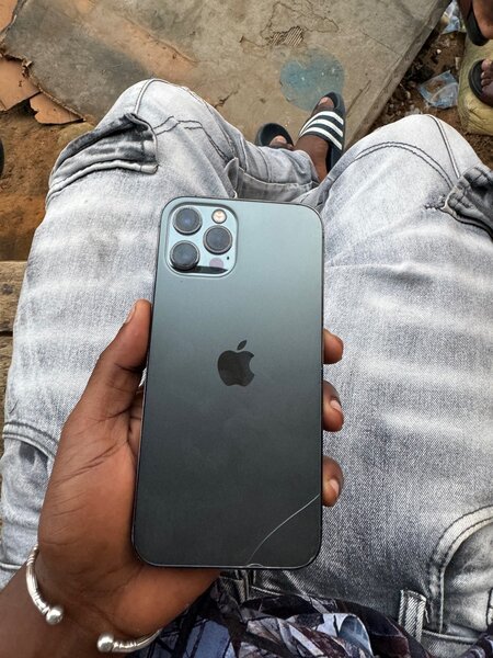 iPhone 12 Pro 128g