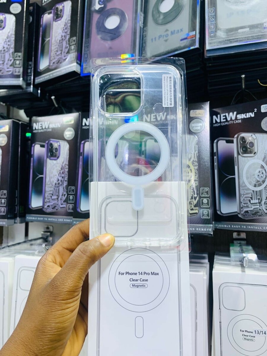 Transparent MagSafe Case