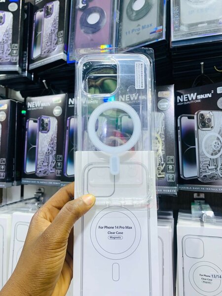 Transparent MagSafe Case