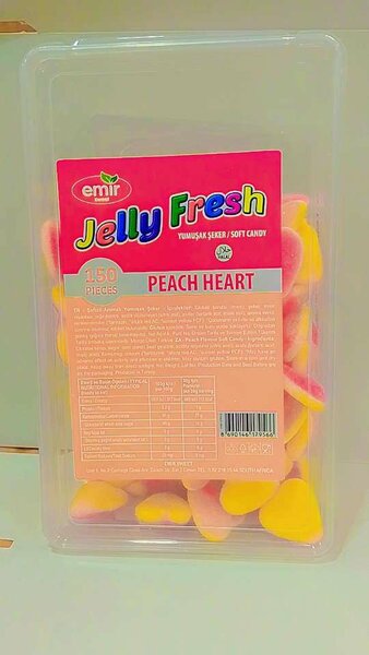 Sour jelly gummies