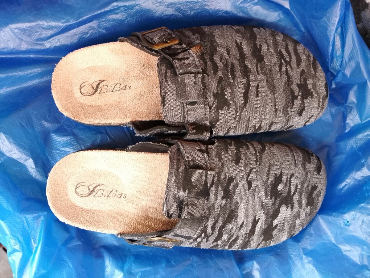 Slippers