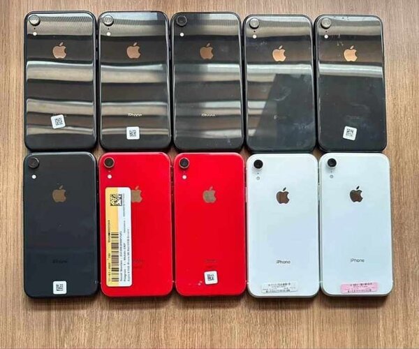 iPhone XR 64gig