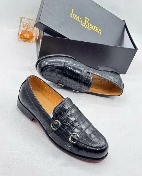 Solid Leather Formal Shoes