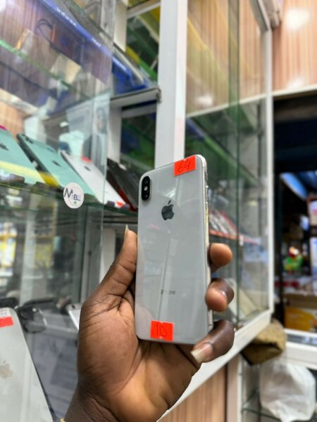iPhone X Argent Reconditionné