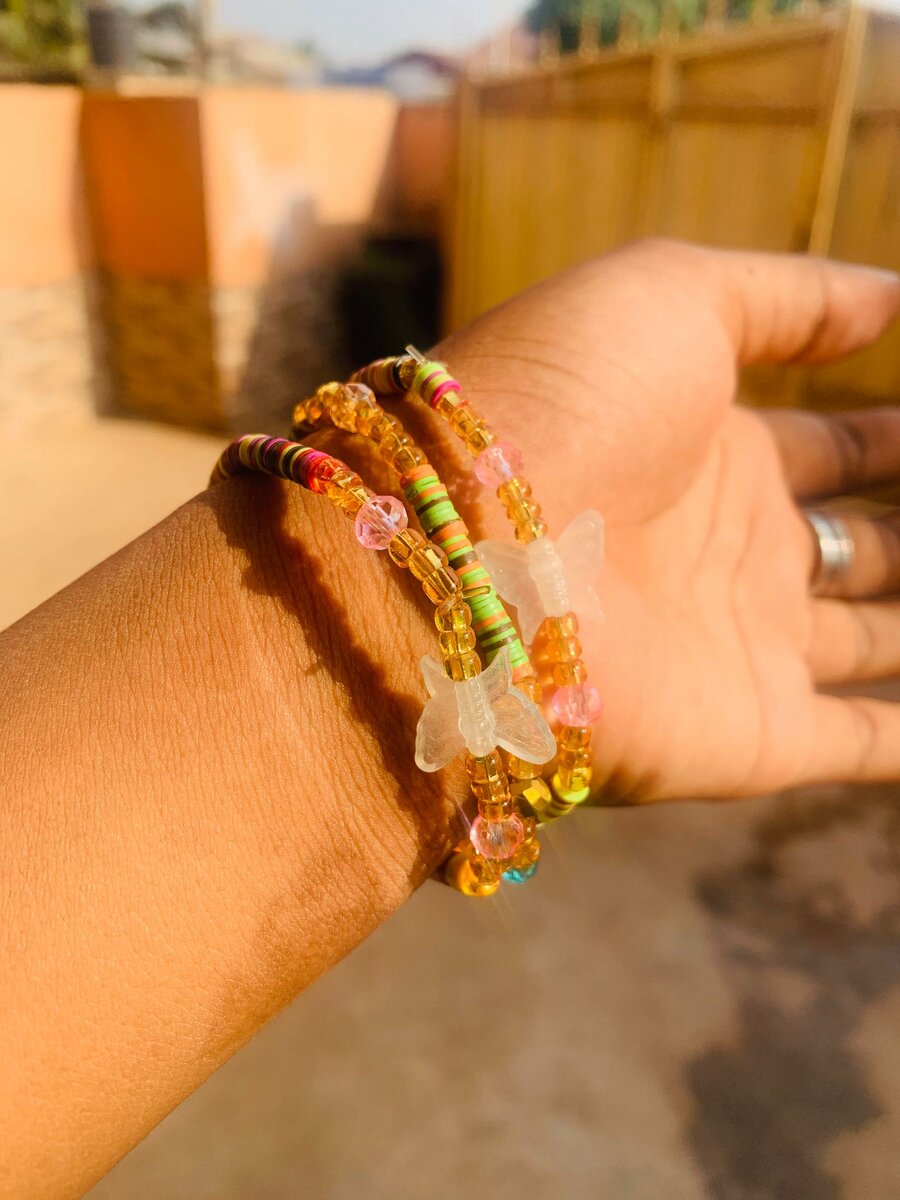 pearl bracelet