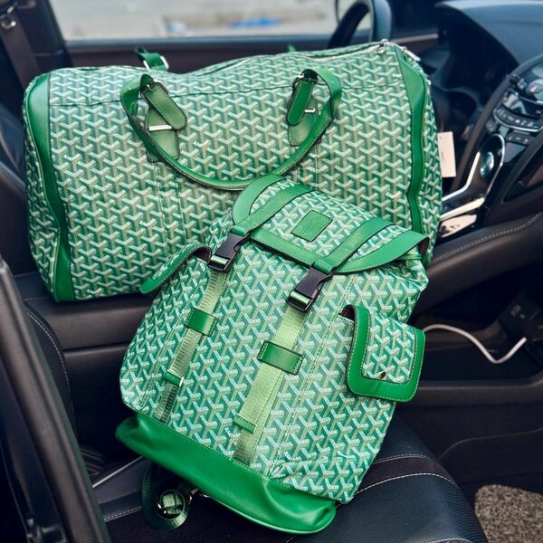 Travel bag set