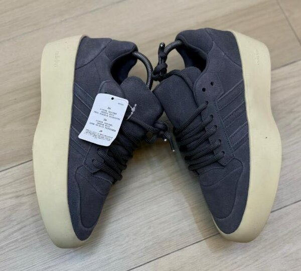 Mens shoes
