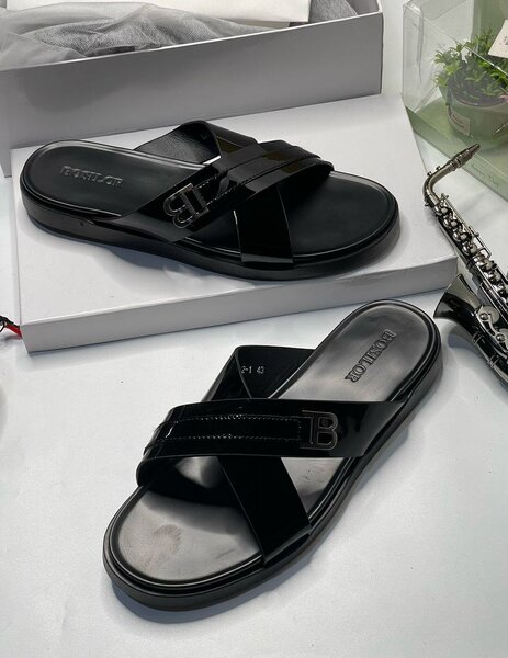 Leather slippers