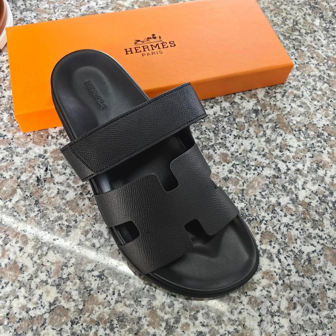 DISPONIBLE