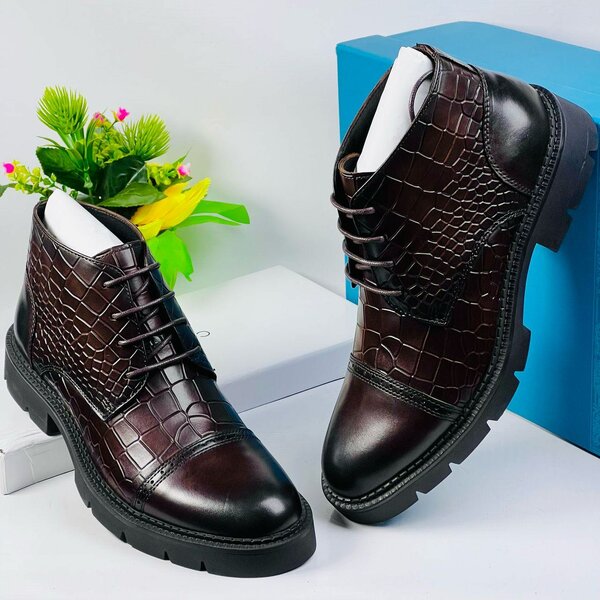 RIOT BOOTS