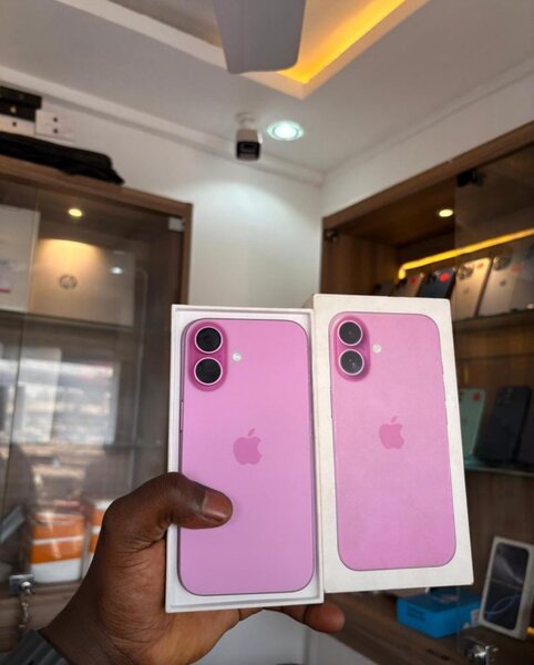 iPhone 16