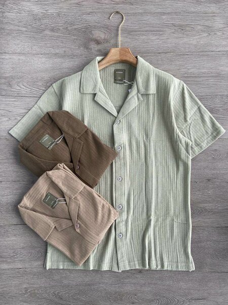Casual shirts